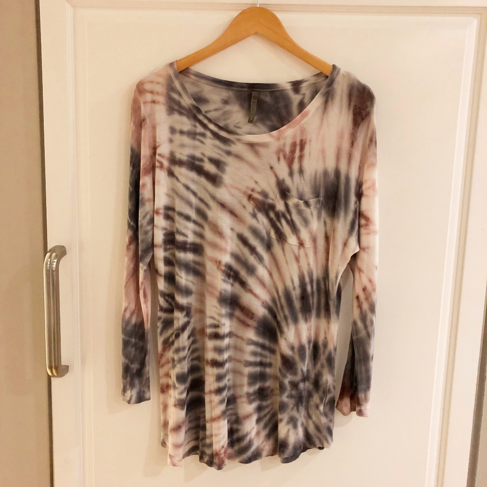 XCVI Small Pink Gray Rayon Pocket Top SO SOFT